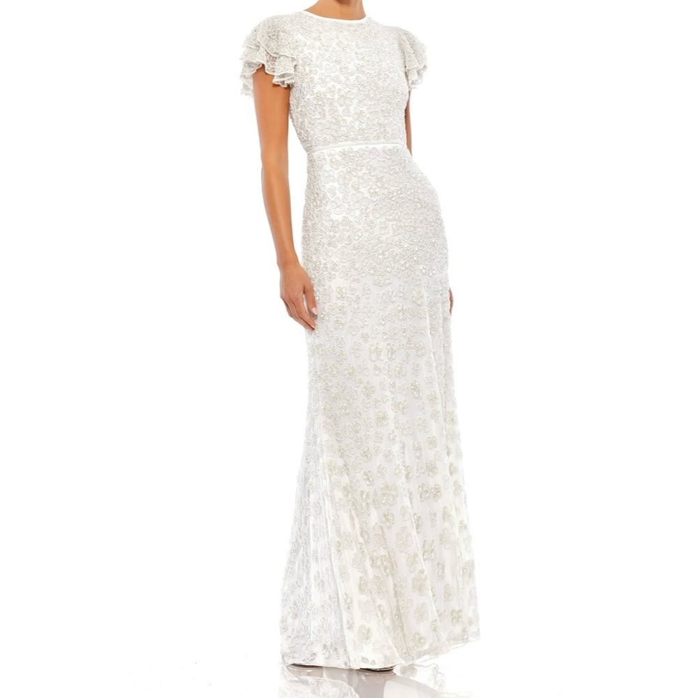 NWT MAC DUGGAL White High Neck Flutter Cap Sleeve‎ Gown Size 12